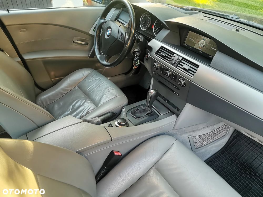 BMW Seria 5 - 12