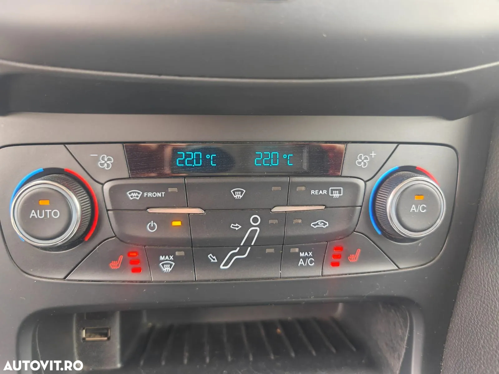 Ford Focus 1.0 EcoBoost Titanium - 20