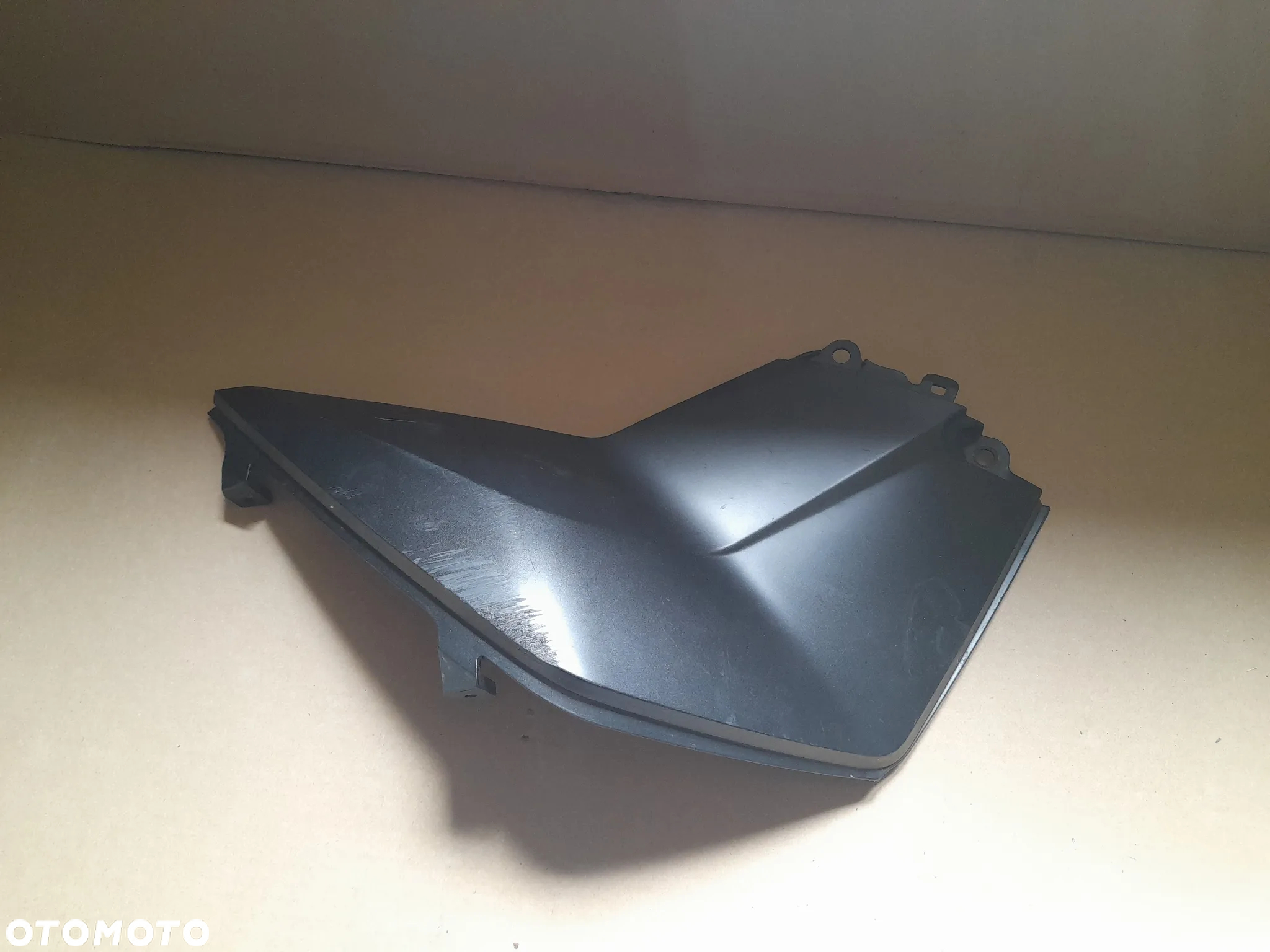 KTM 125 duke 2013 owiewka prawa pod zbiornik - 5