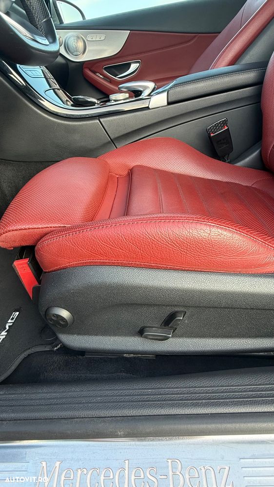Mercedes-Benz C 300 d 4Matic 9G-TRONIC AMG Line Plus - 13