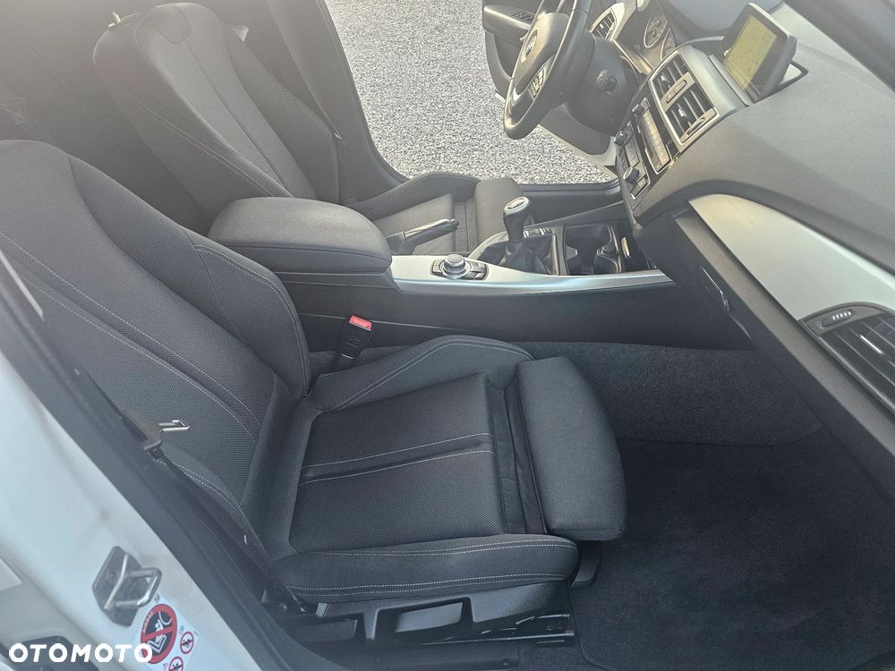 BMW Seria 1 118i Edition M Sport Shadow - 16