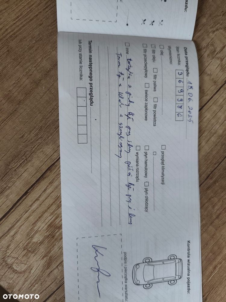 BMW Seria 5 520d - 32