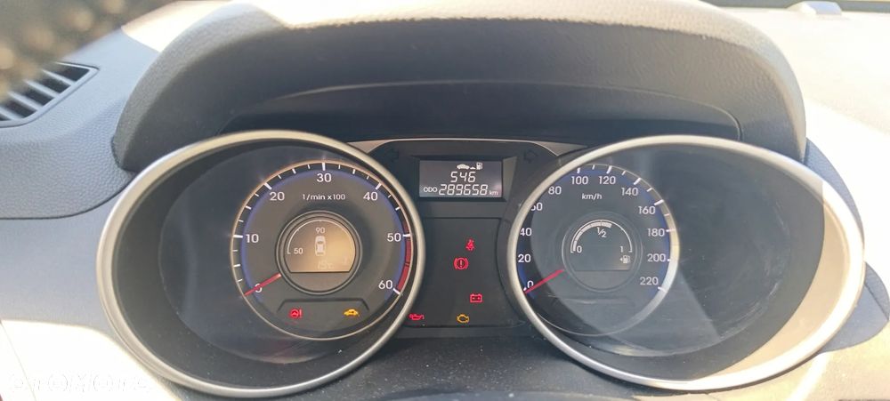 Hyundai ix35 - 19