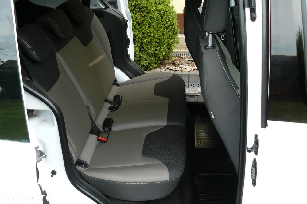 Ford Transit Courier Trend - 22