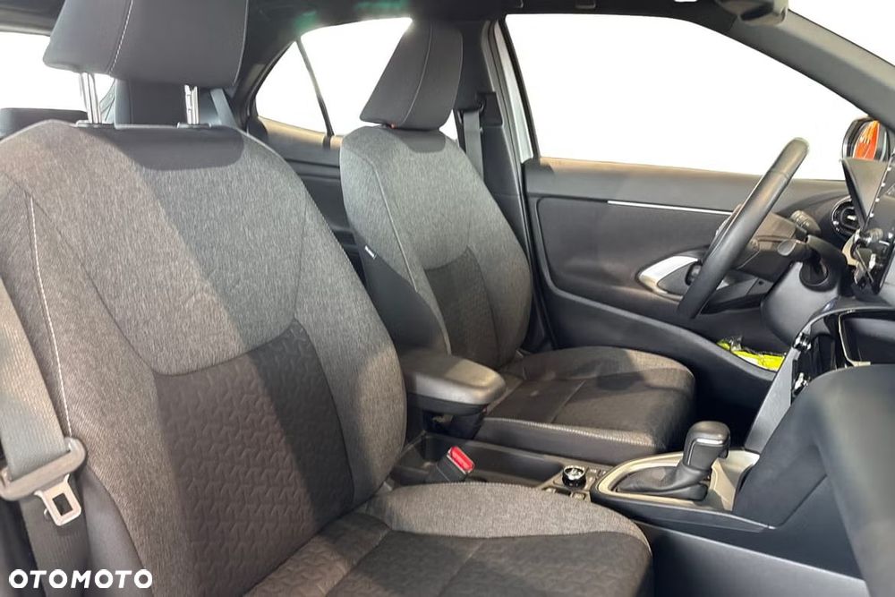 Toyota Yaris Cross - 20
