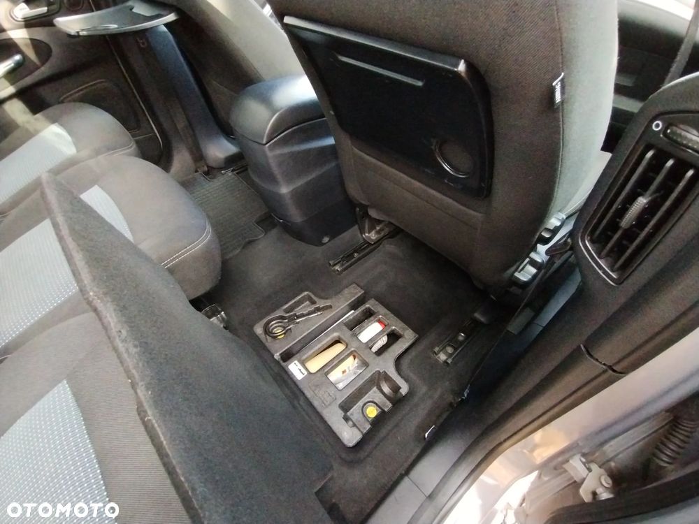 Ford Galaxy 2.0 TDCi Gold X - 35