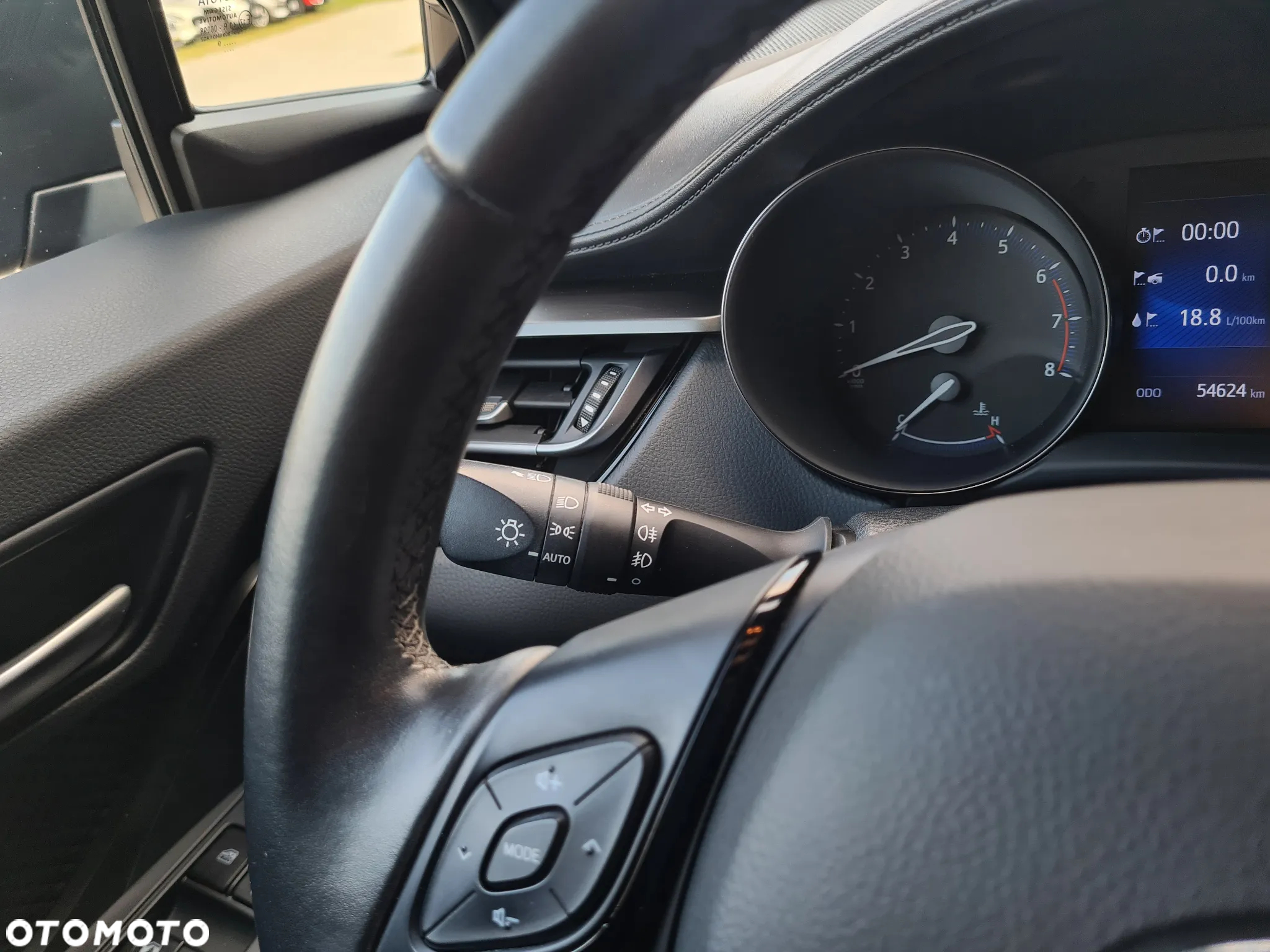 Toyota C-HR 1.2 T Comfort - 10