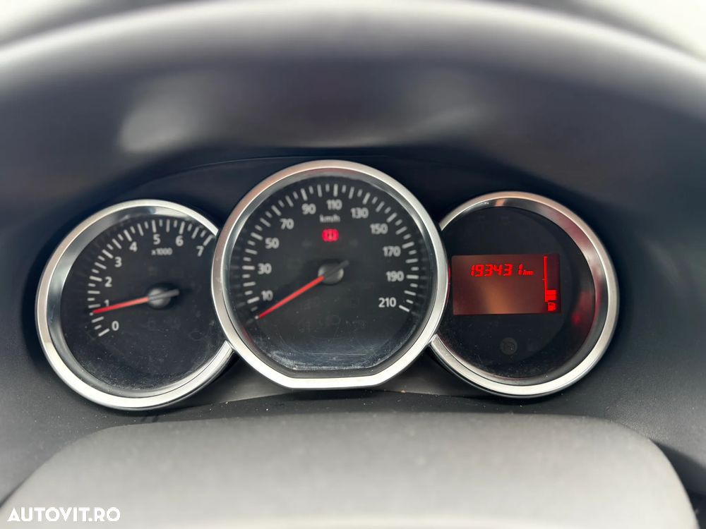 Dacia Sandero SCe 75 Comfort - 24
