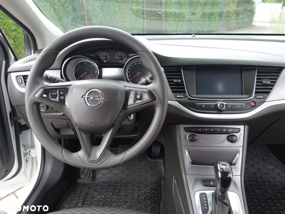 Opel Astra - 12