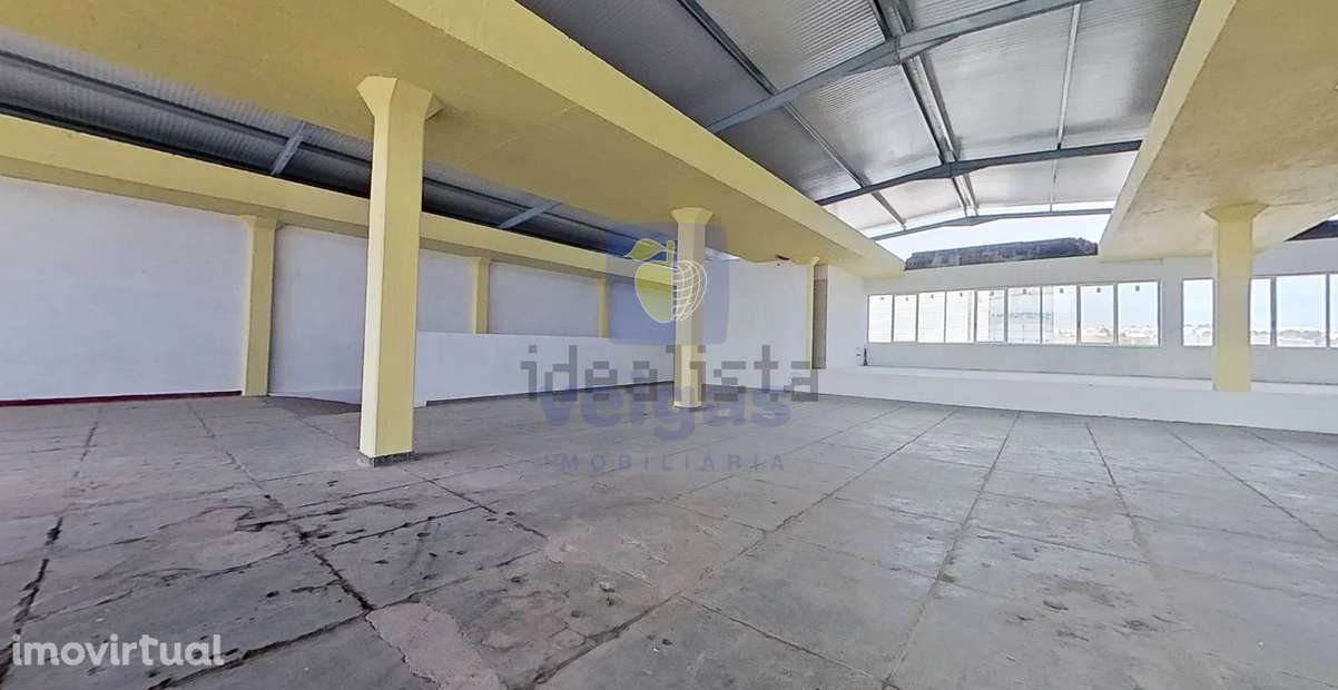 Armazém Prior Velho com 2 pisos renovado - Grande imagem: 2/10