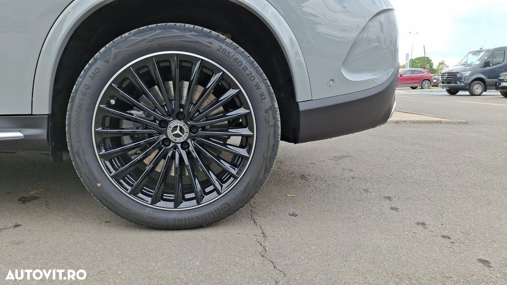Mercedes-Benz GLC 300 e 4MATIC - 10