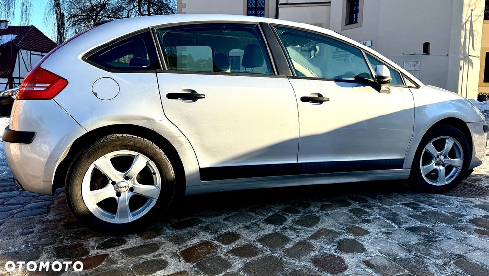 Citroën C4 1.6 VTi Equilibre Pack - 8