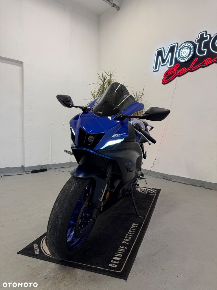Yamaha R7 - 7