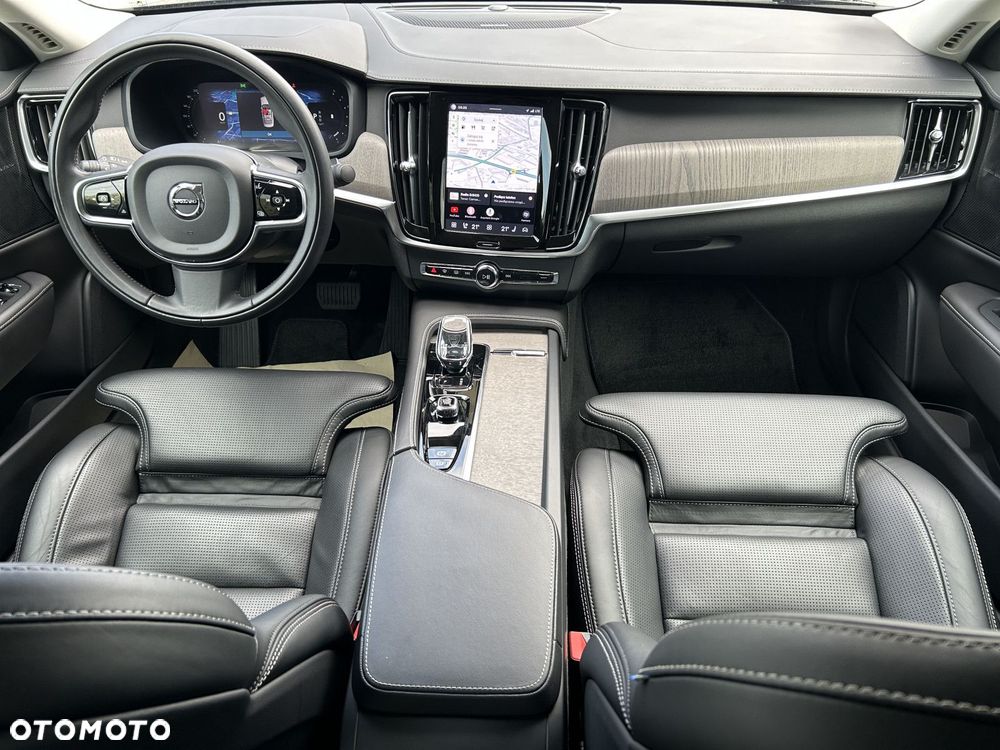 Volvo S90 - 33