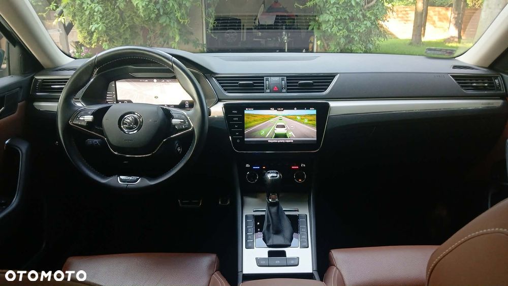 Skoda Superb 2.0 TSI 4x4 L&K DSG - 24