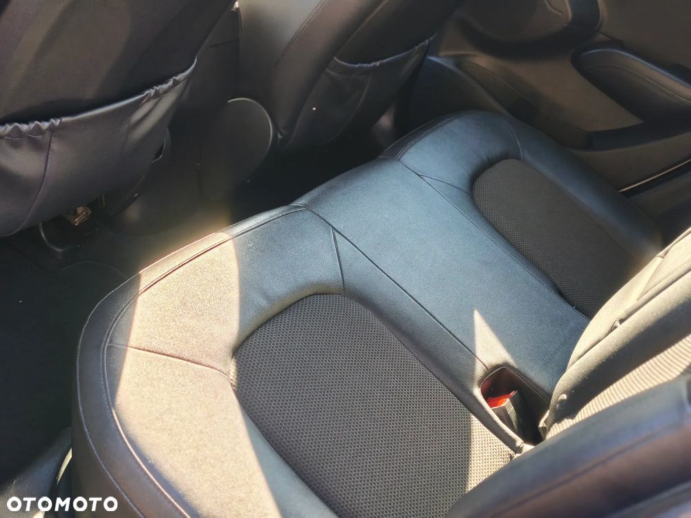 Hyundai ix35 1.7 CRDi 2WD Fifa World Cup Edition - 15