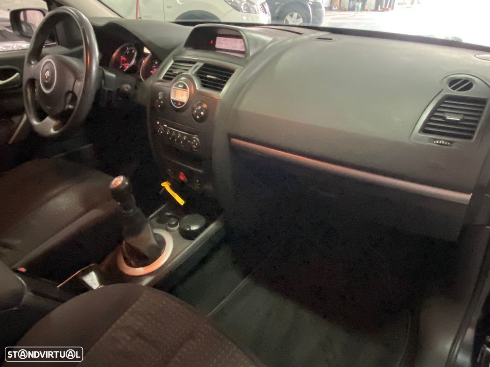 Renault Mégane Break 1.5 dCi Dynamique Luxe - 15