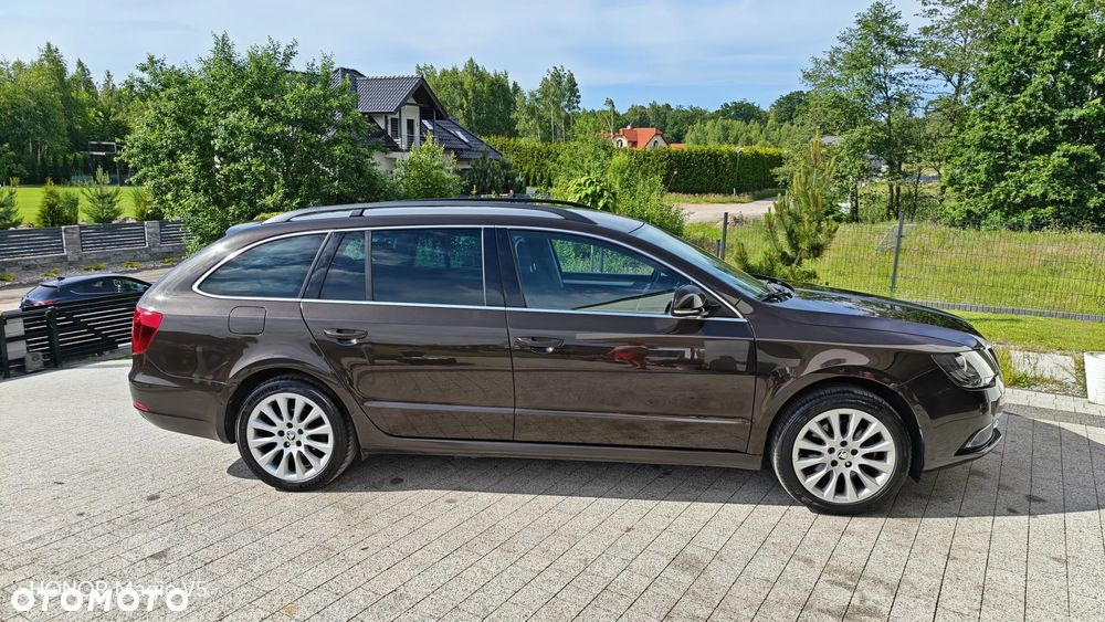 Skoda Superb 2.0 TDI Elegance DSG - 17