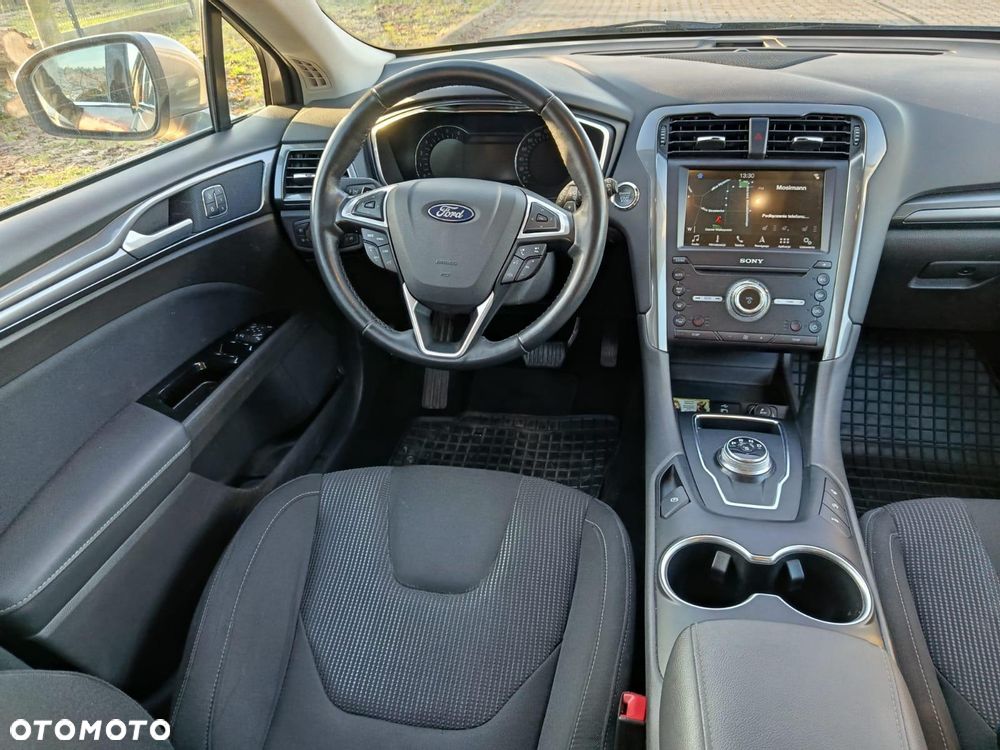 Ford Mondeo - 12