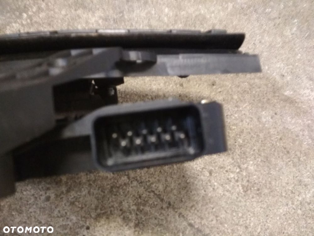 Zamek Drzwi Lewy Przód Volvo V50 2004-2012 -Europa - 4