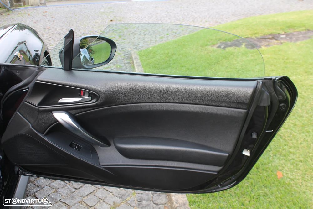 Abarth 124 Spider 1.4 T Multiair AT6 - 26