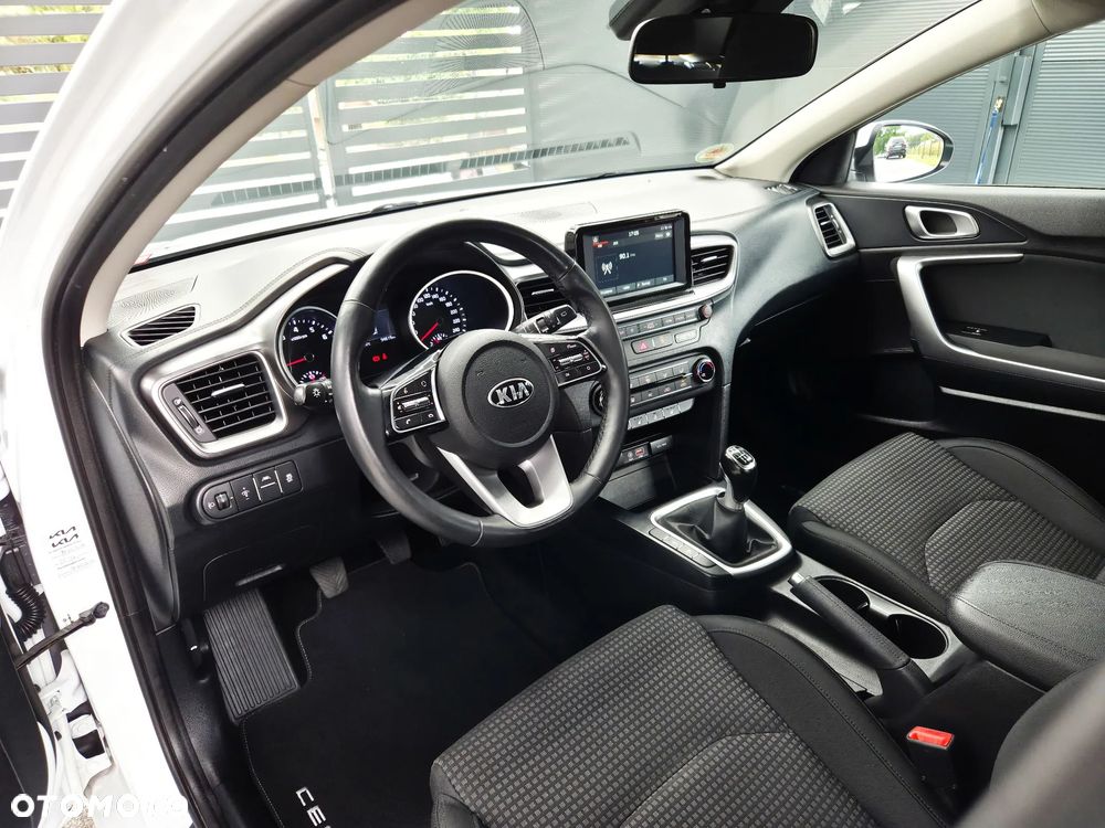 Kia Ceed 1.0 T-GDI 120 OPF Vision - 6