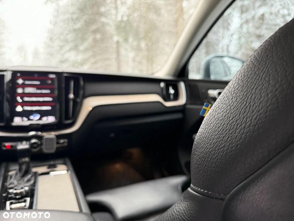 Volvo XC 60 T5 AWD Geartronic Inscription - 6