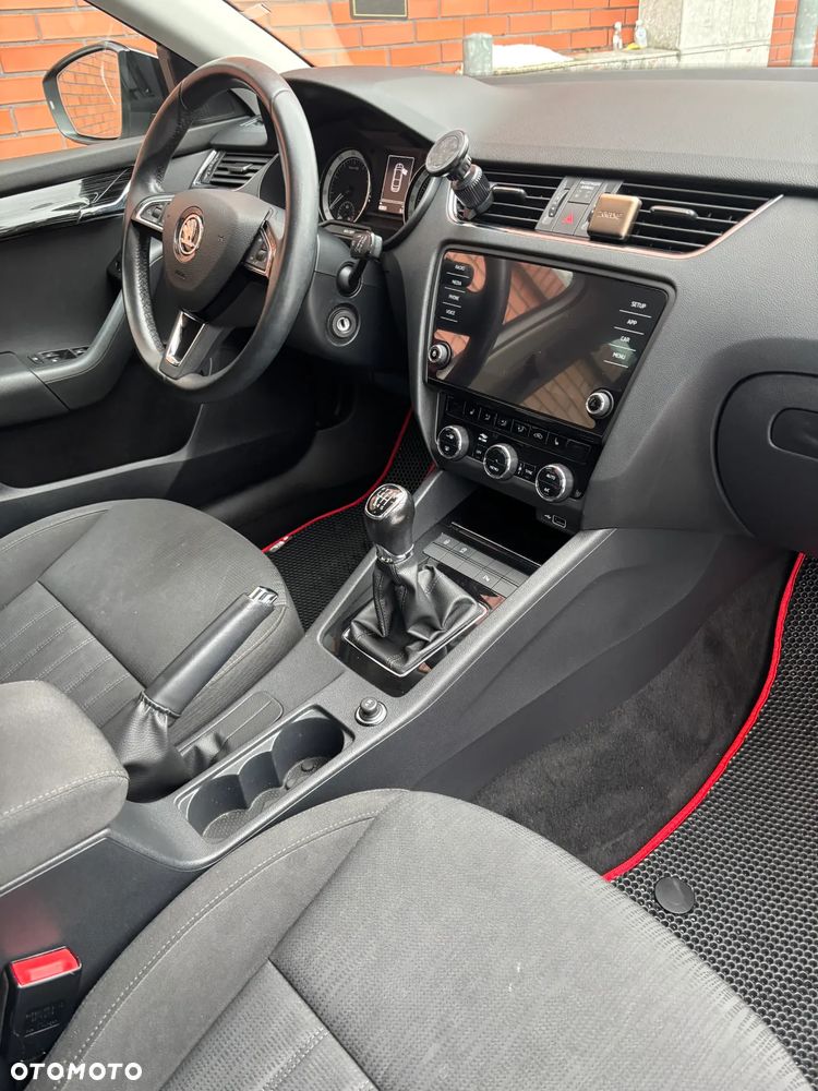 Skoda Octavia 1.5 TSI ACT Style - 28
