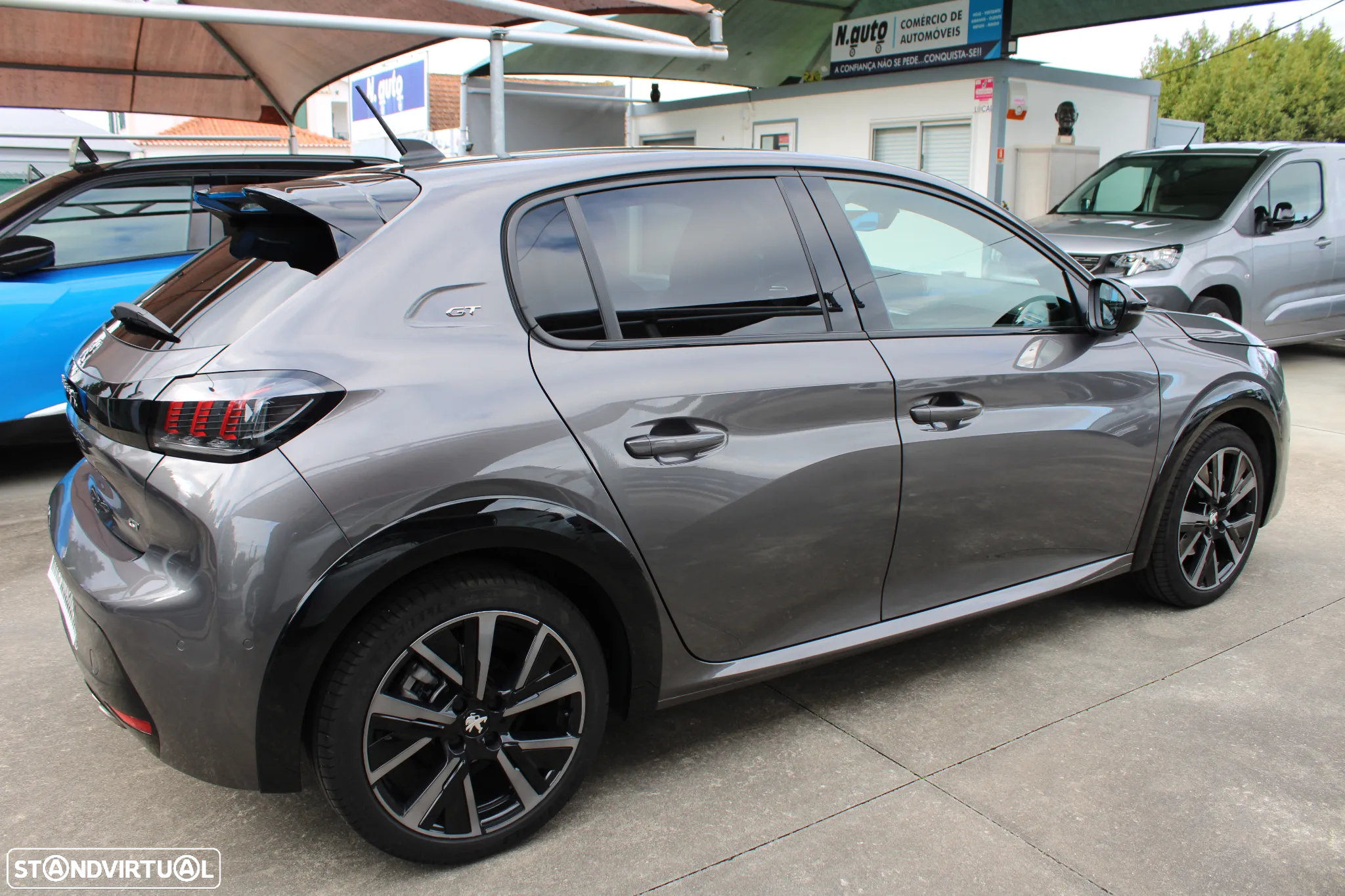 Peugeot 208 1.2 PureTech GT Line EAT8 - 7