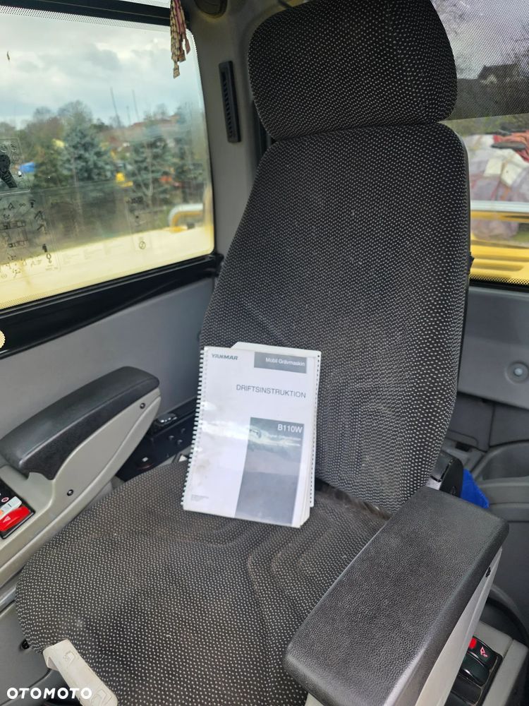 Yanmar B110W Full Opcja System 3D - 29