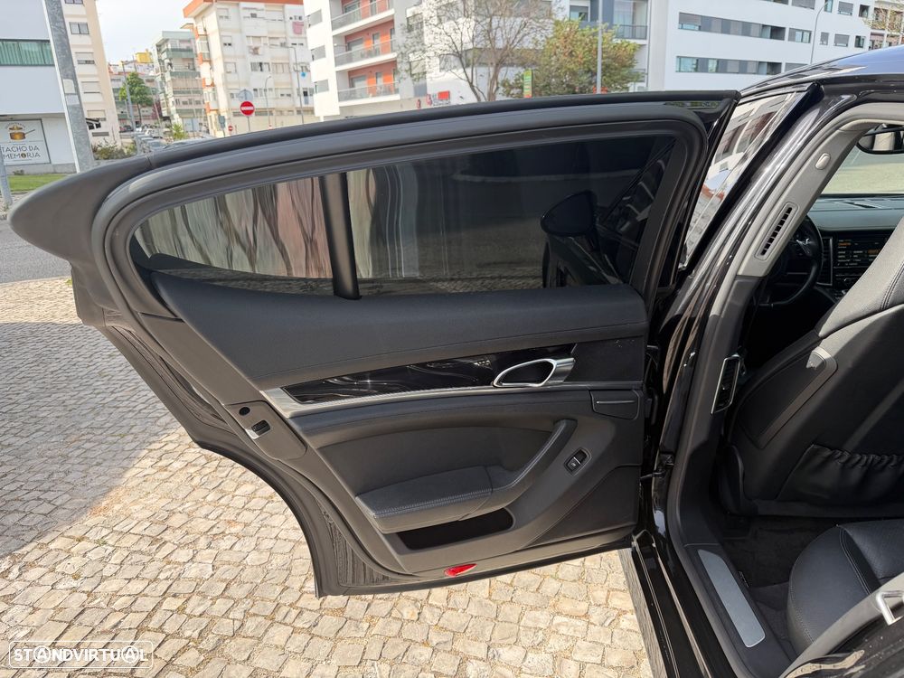 Porsche Panamera S Hybrid - 22
