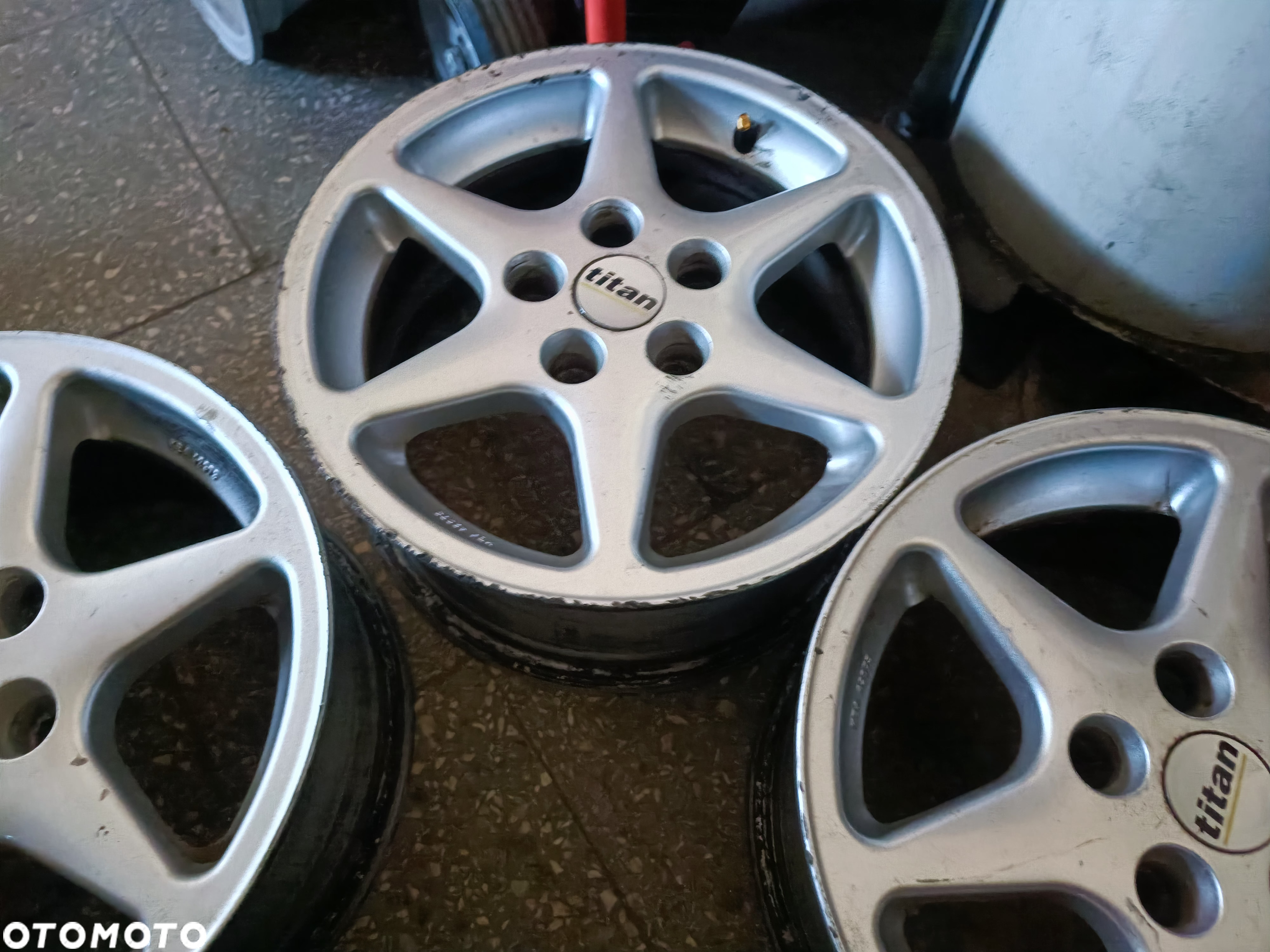 5x112 Felgi Aluminiowe Alufelgi 15 TITAN 7x15 Et38 Koła VW GOLF 5 CADDY TOURAN PASSAT B5 SHARAN SEAT ALHAMRA LEON ALTEA TOLEDO SKODA OCTAVIA II 2 AUDI A4 B5 B6 A6 C5 Legnica ALU-RAD - 5