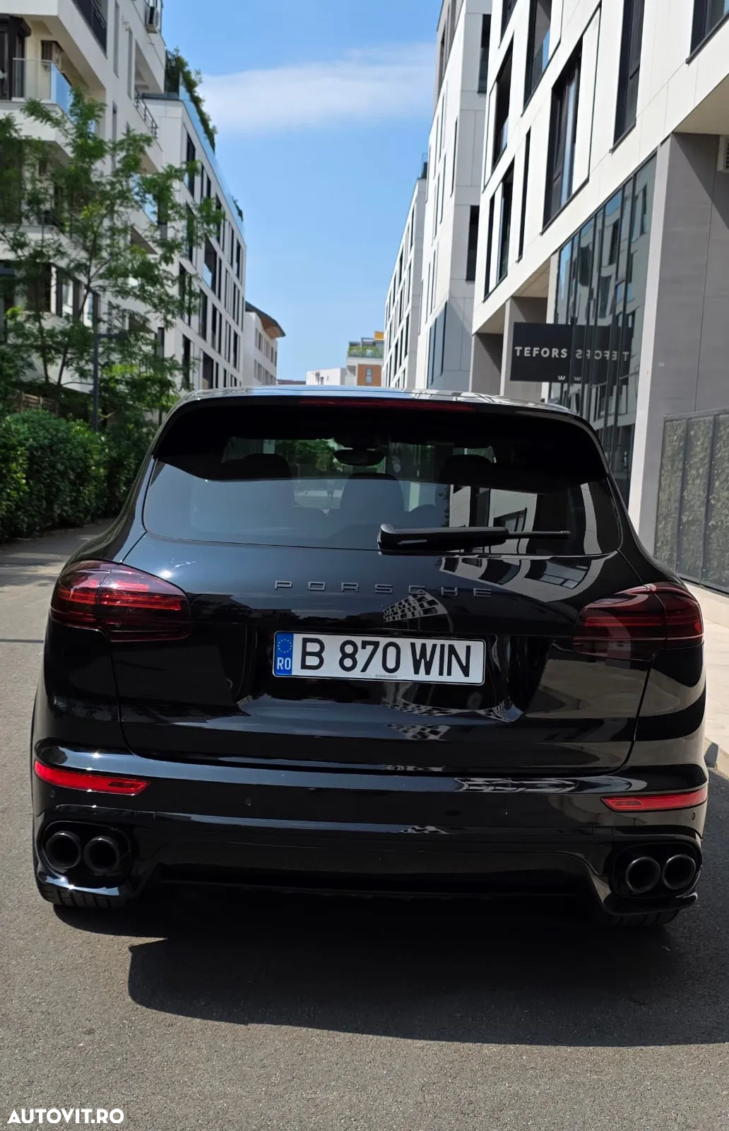 Porsche Cayenne 3.0 L - 8