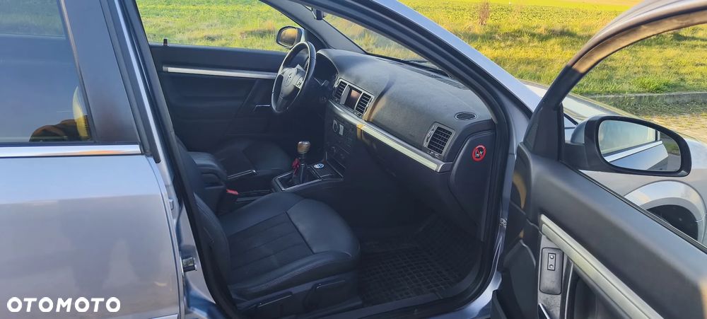 Opel Vectra 1.9 CDTI DPF - 16