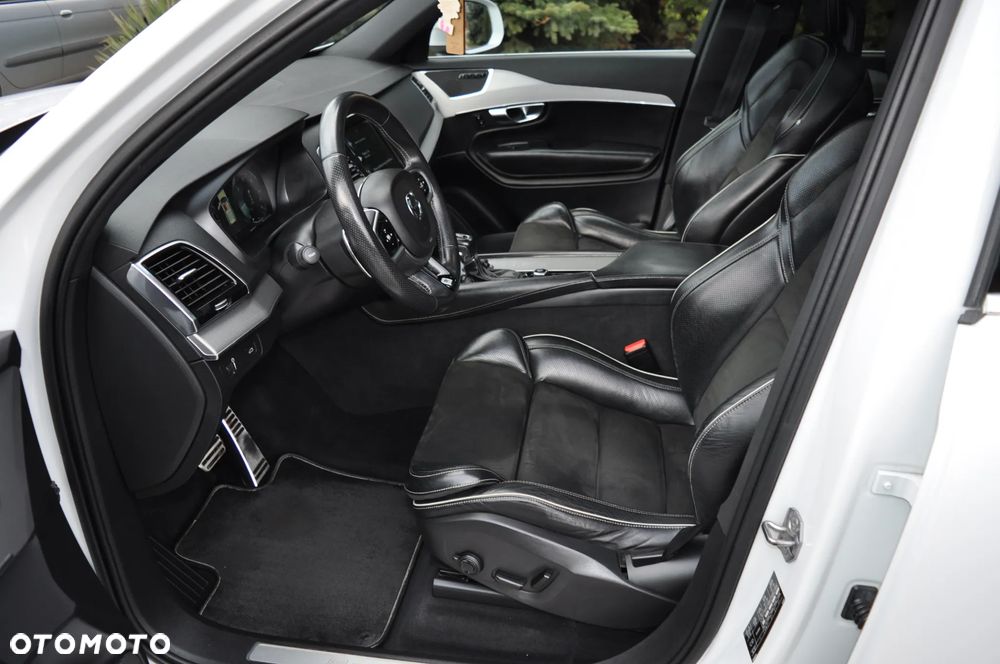 Volvo XC 90 D5 AWD R-Design - 26