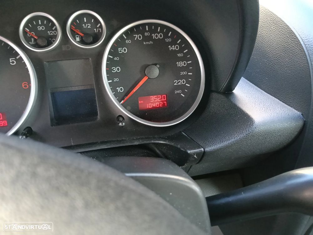 Audi A2 1.4 Attraction - 23