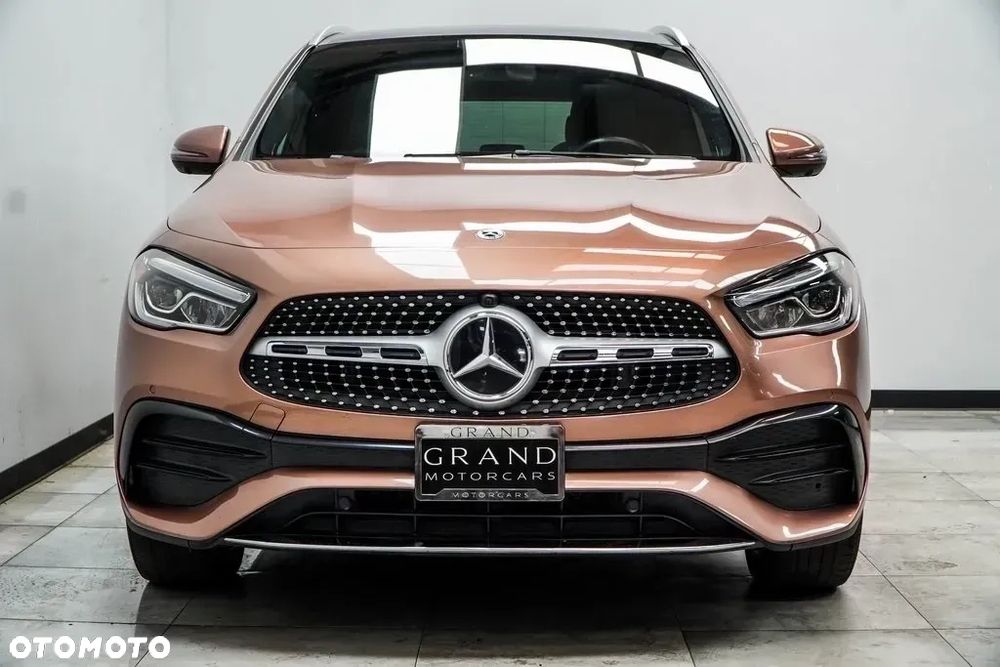 Mercedes-Benz GLA 250 8G-DCT AMG Line - 8