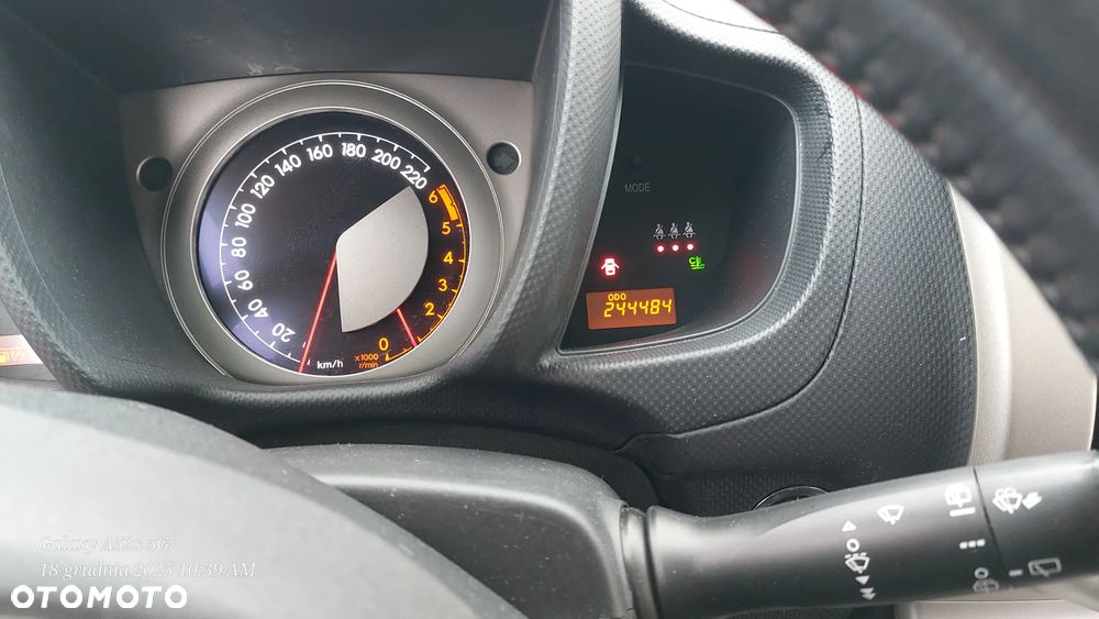 Toyota Urban Cruiser 1.4 D-4D 4x4 Life - 16