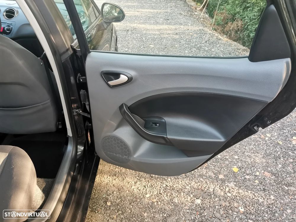 SEAT Ibiza 1.2 TDi Style DPF - 39