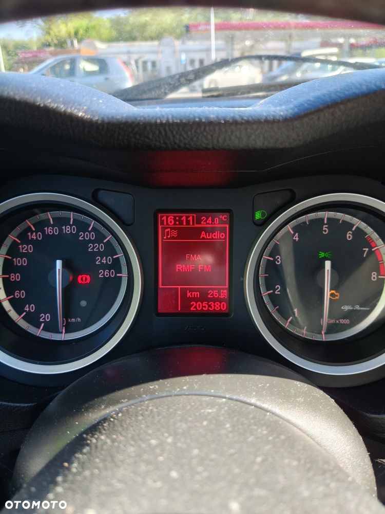 Alfa Romeo 159 - 8