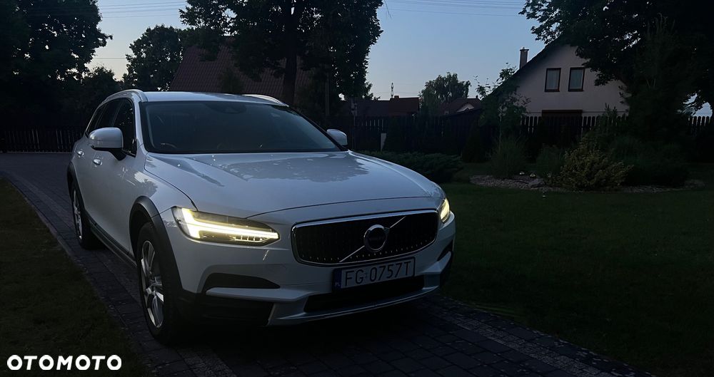Volvo V90 - 21