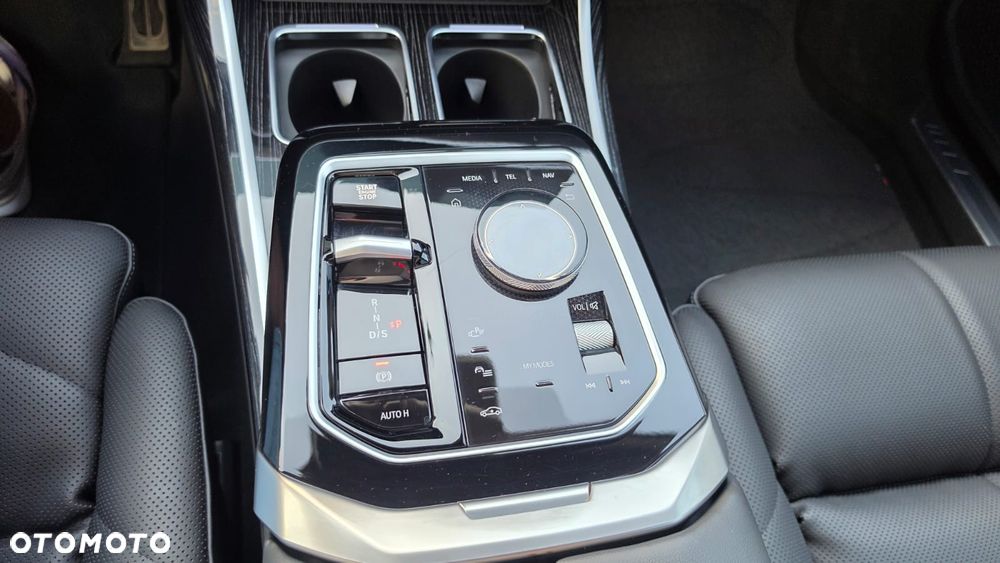 BMW Seria 7 740d xDrive mHEV M Sport sport - 29