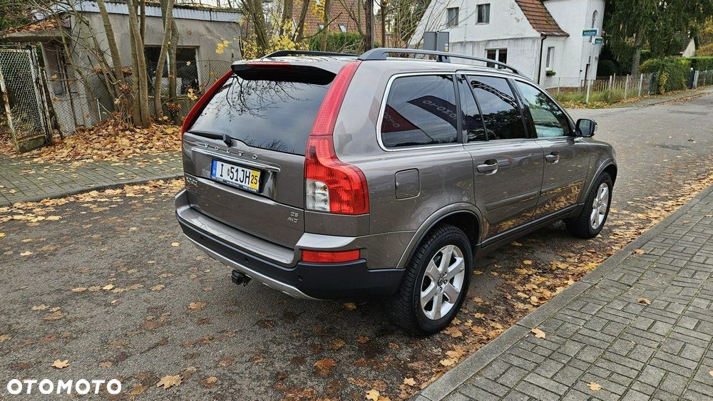 Volvo XC 90 D5 Momentum - 9
