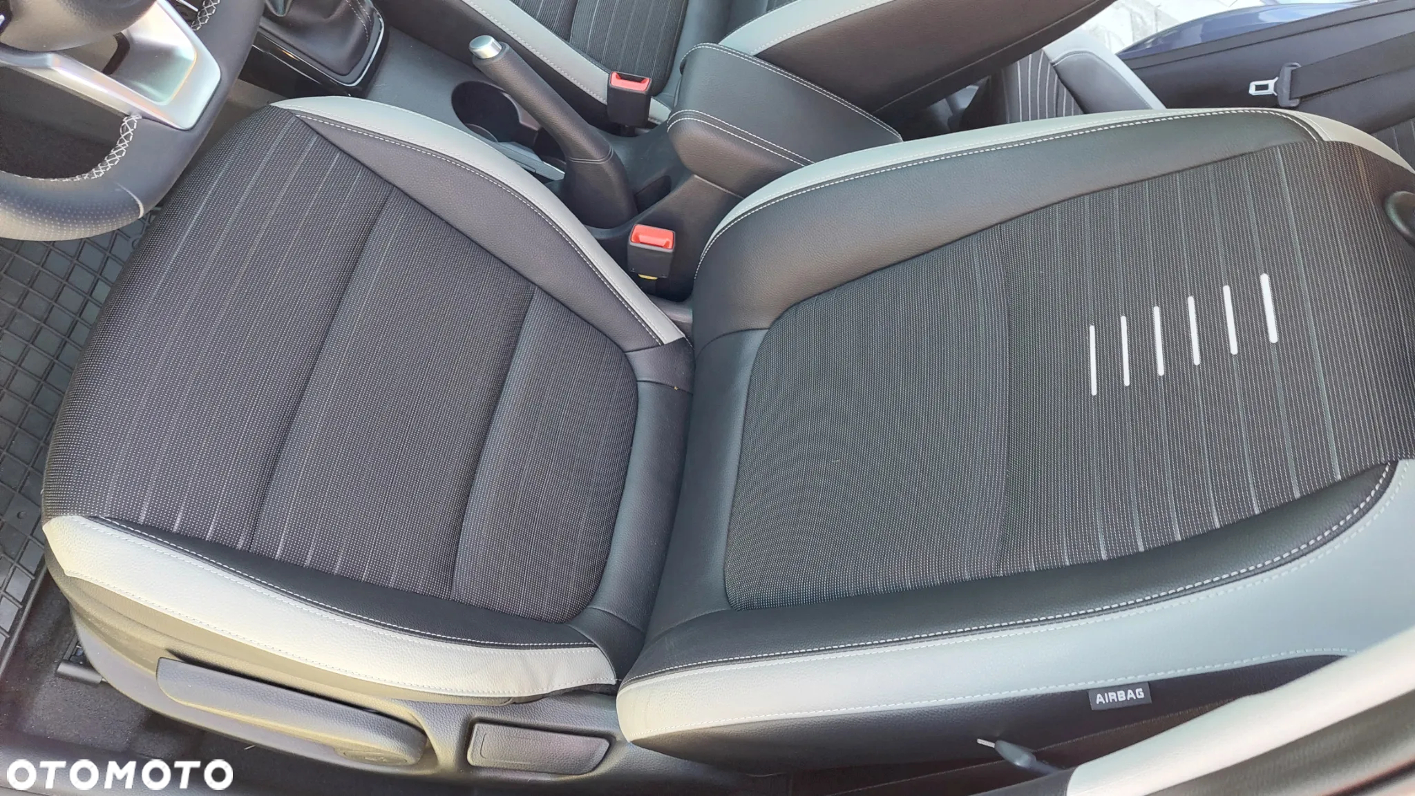 Kia Stonic 1.2 L - 19