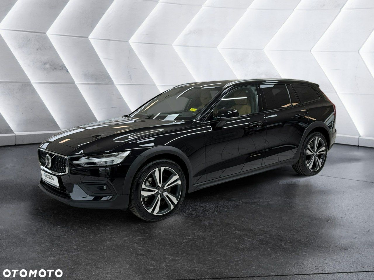 Volvo V60 Cross Country B5 B AWD Ultimate - 1