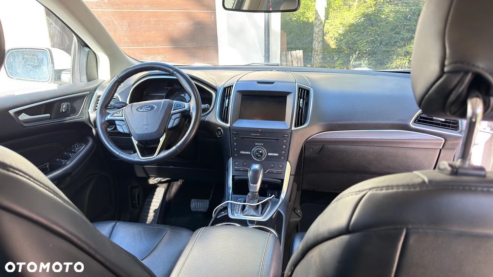 Ford Edge - 13