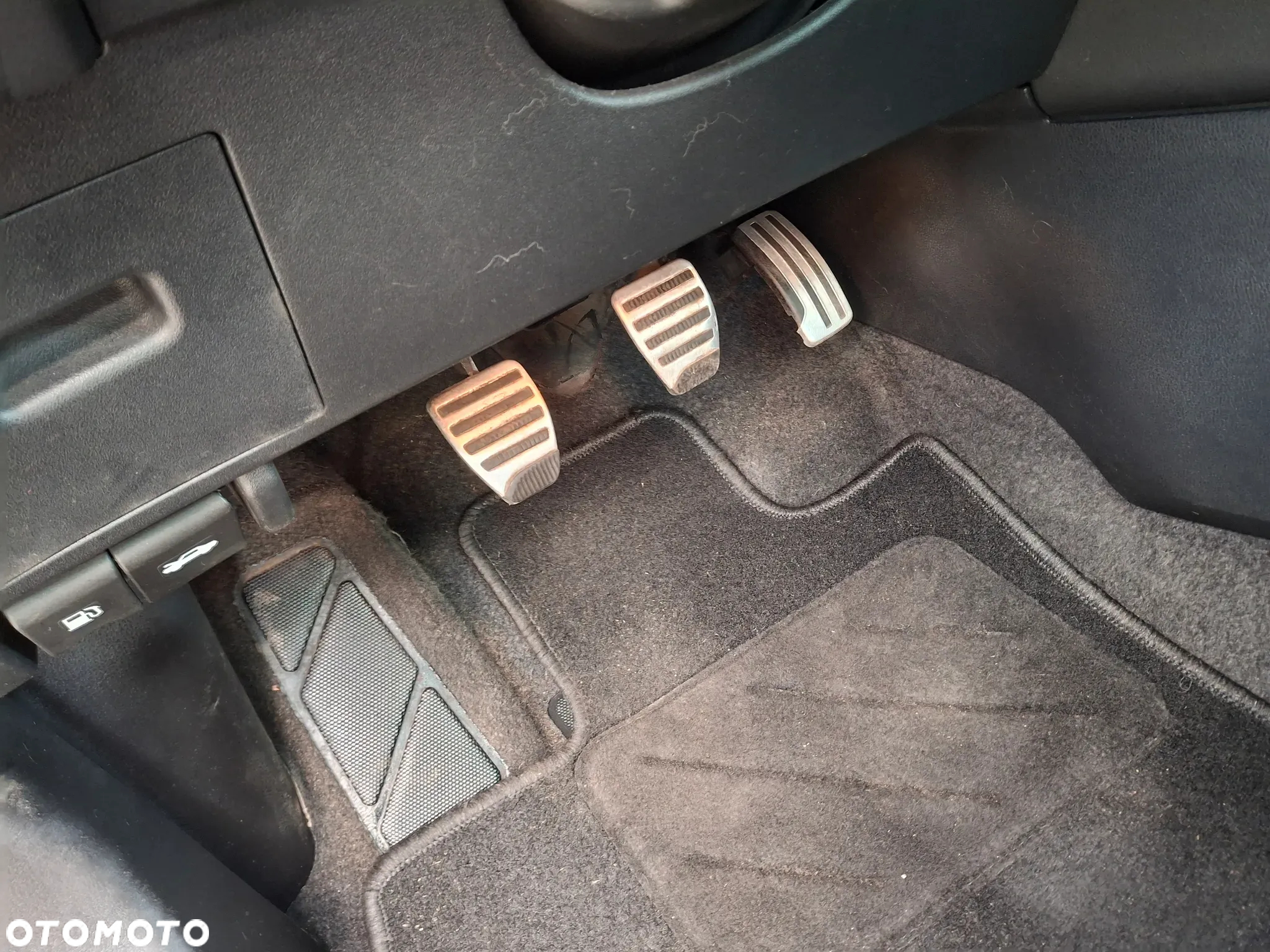 Nissan Qashqai 1.6 dCi ALL-MODE 4x4i TEKNA+ - 16