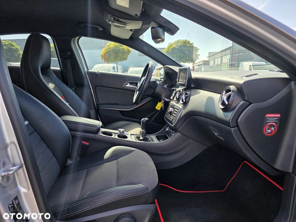 Mercedes-Benz Klasa A 180 BlueEfficiency Edition - 8