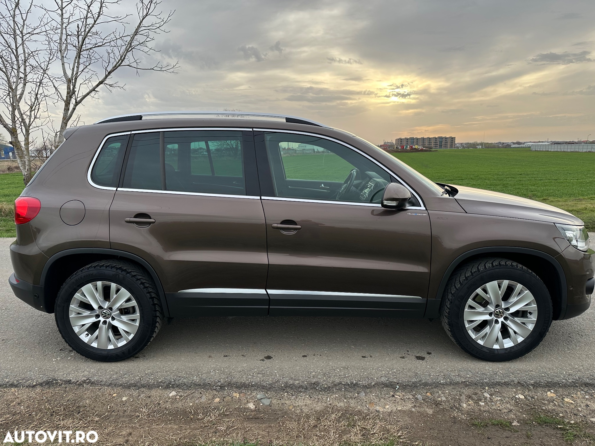 Volkswagen Tiguan - 3