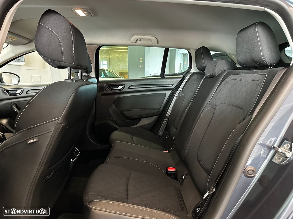 Renault Mégane 1.5 Blue dCi Limited - 25